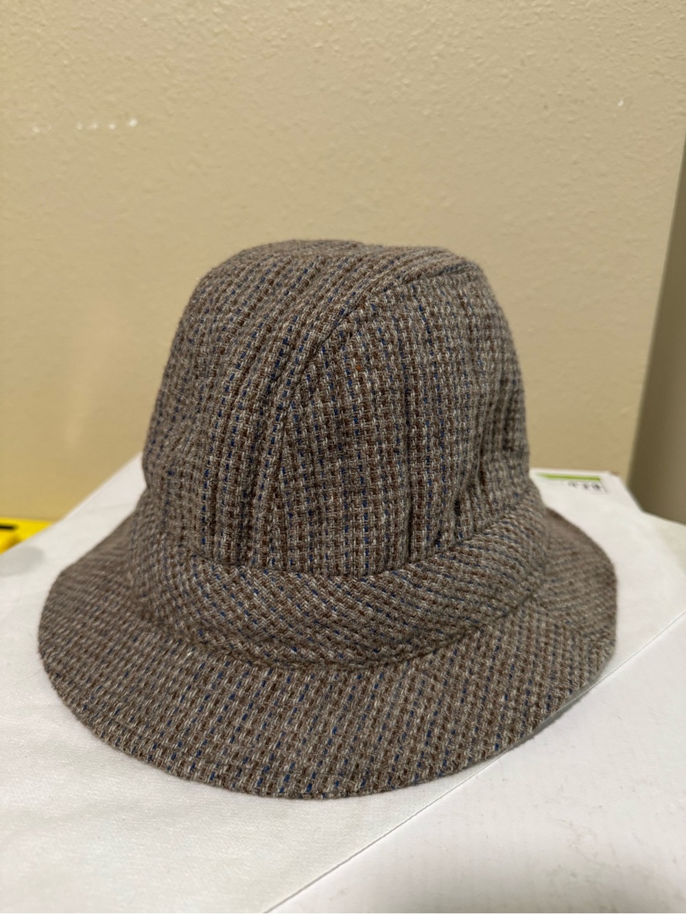 Vintage totes gray brown tweed bucket hat